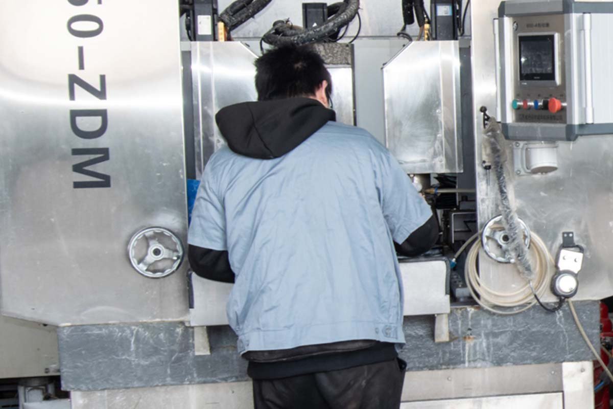 Cutting and forming technical glass components